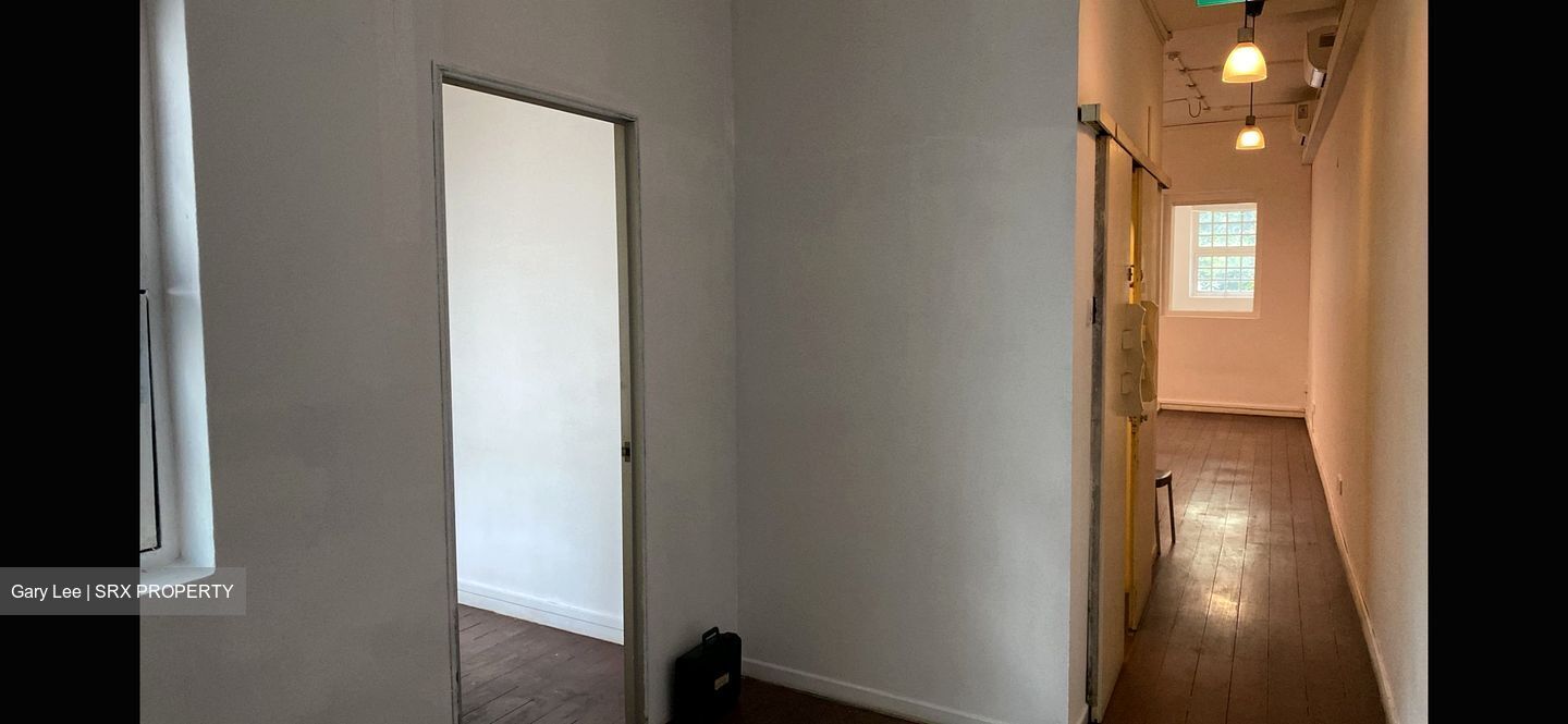 South Bridge Road (D1), Office #523600151